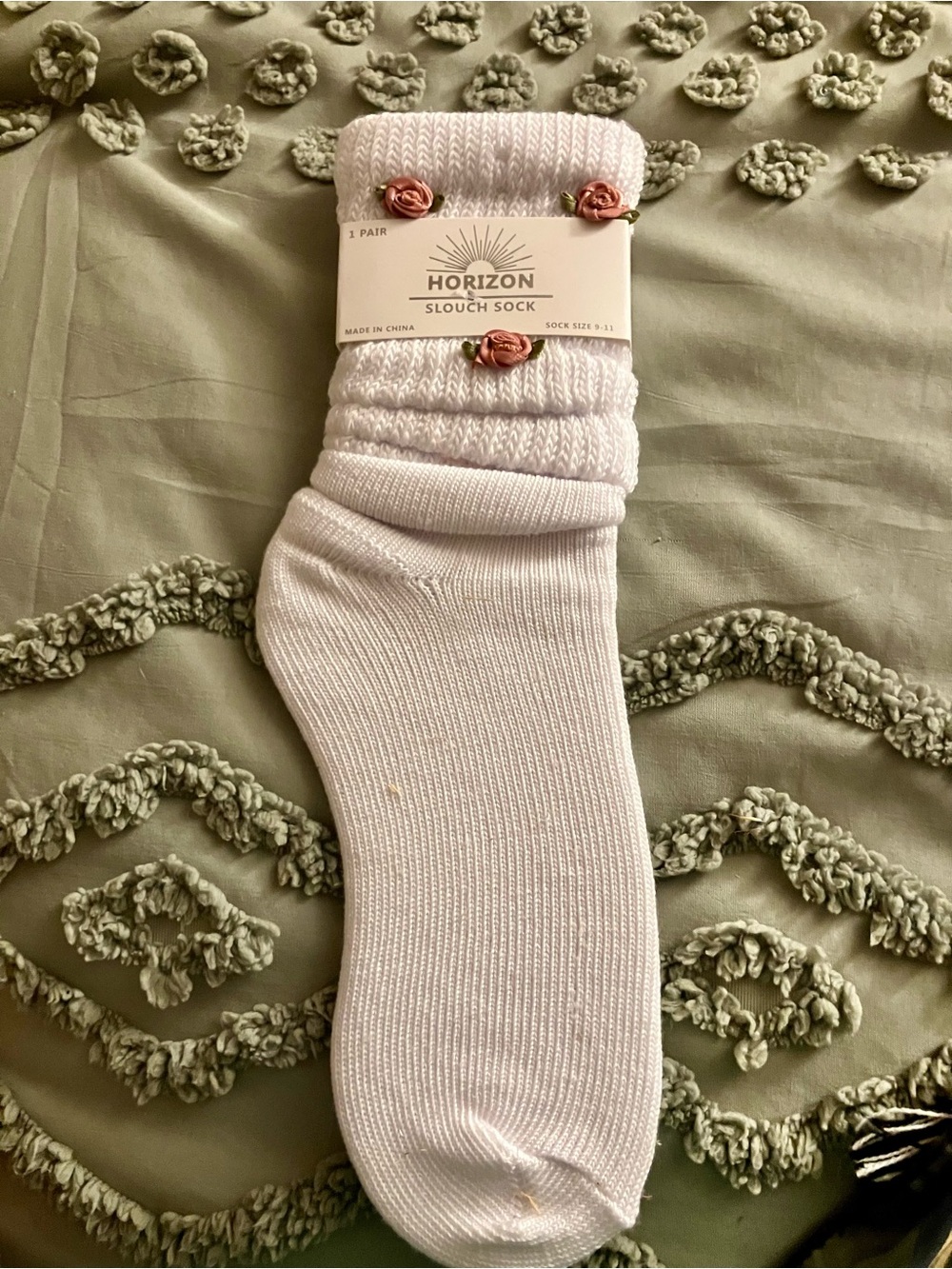 Slouch socks flowers new white pink
